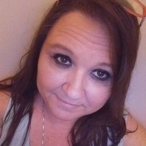 Meet your Posher, Dena